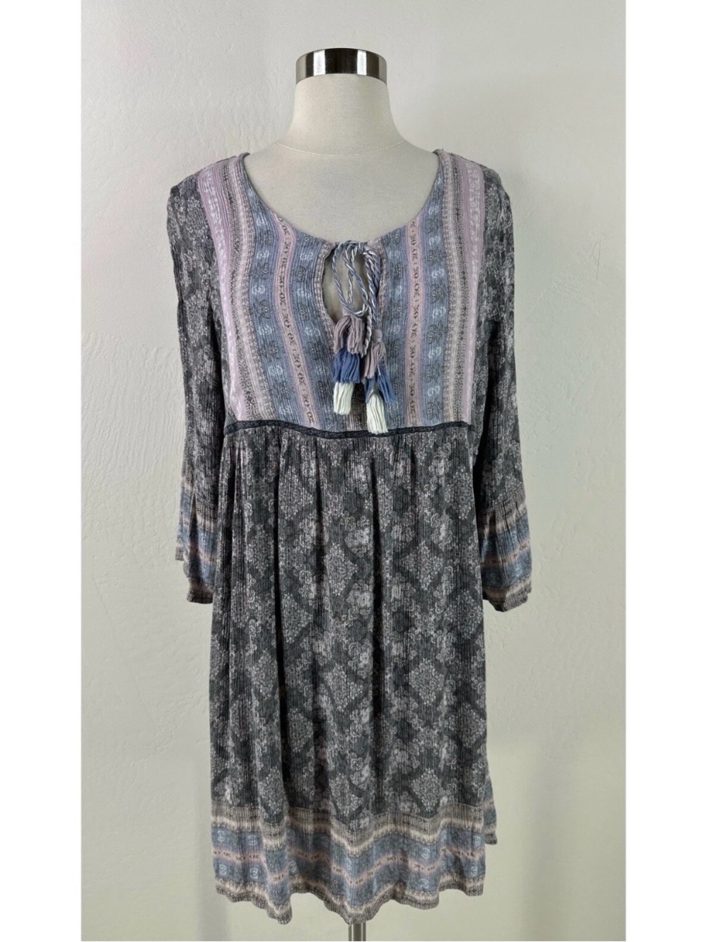 Knox Rose Boho Tassel Tie Mixed-Print Dress in Gray and Lavender
